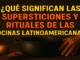 Olla humeante en cocina rústica con texto sobre supersticiones y rituales culinarios en Latinoamérica, creencias y tradiciones gastronómicas